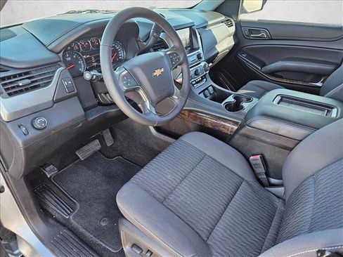 Used 2018 Chevrolet Tahoe LS image 9