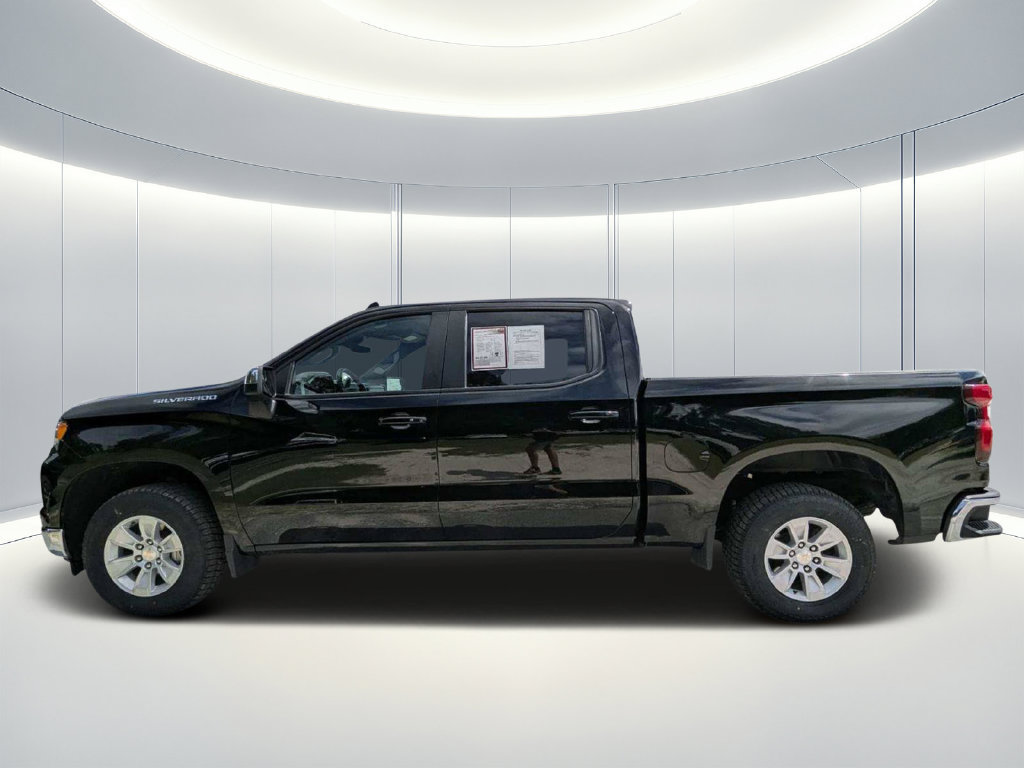 Used 2025 Chevrolet Silverado 1500 LT RWD image 7