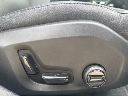 Used 2024 Volvo S60 B5 Plus image 10