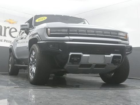 Used 2025 GMC Hummer EV 3X AWD/4WD image 3