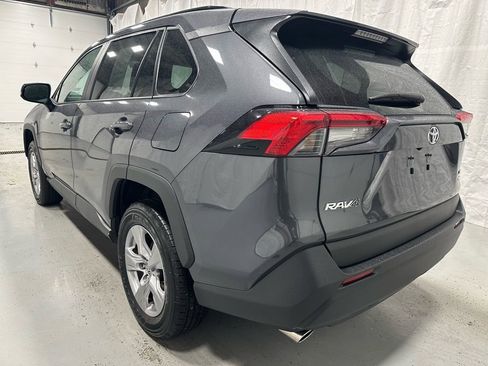 Used 2025 Toyota RAV4 XLE w/ Convenience Package image 5