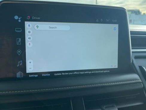 Used 2023 Chevrolet Suburban Premier image 44