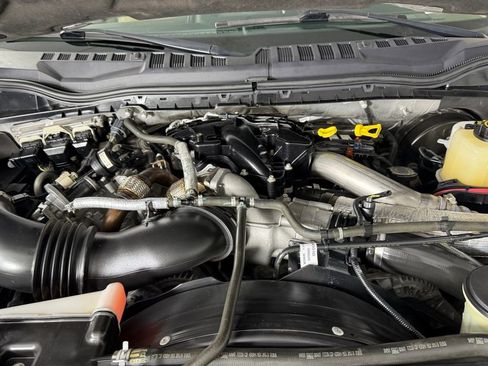 Used 2017 Ford F250 Lariat w/ Lariat Ultimate Package image 34