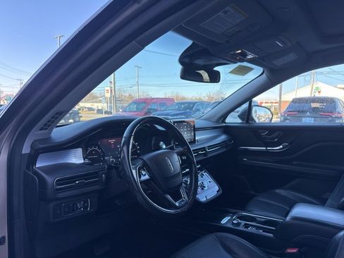 Used 2020 Lincoln Corsair AWD w/ Premium Package image 5