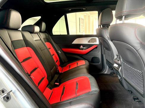 Used 2024 Mercedes-Benz GLE 63 AMG S image 19