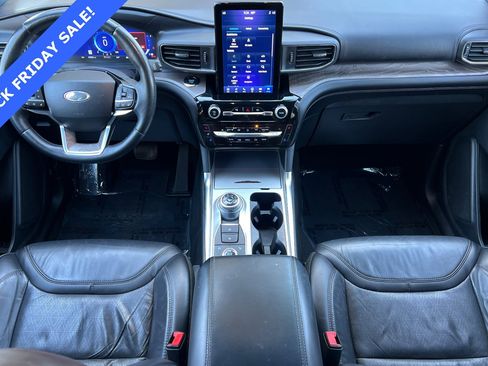 Used 2022 Ford Explorer Platinum w/ Equipment Group 601A image 13