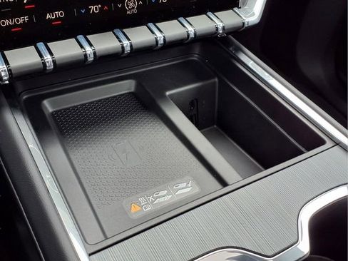 New 2026 GMC Acadia Elevation FWD image 9