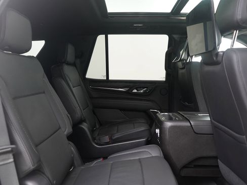 Used 2021 GMC Yukon Denali image 12