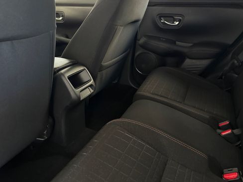 Used 2024 Honda HR-V Sport image 27