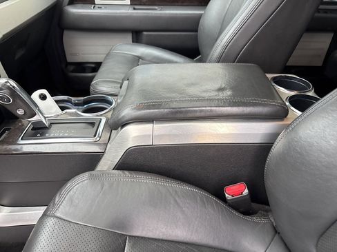 Used 2013 Ford F150 Platinum image 24