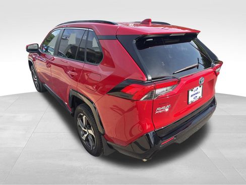 Used 2022 Toyota RAV4 SE AWD/4WD image 6