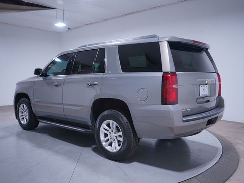 Used 2018 Chevrolet Tahoe LT image 3
