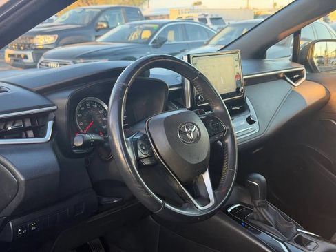 Used 2020 Toyota Corolla SE FWD image 16