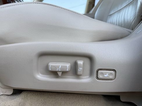 Used 2006 Lexus LX 470 4WD image 25