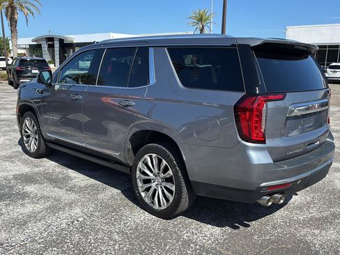 Used 2022 GMC Yukon Denali w/ Denali Premium Package image 5