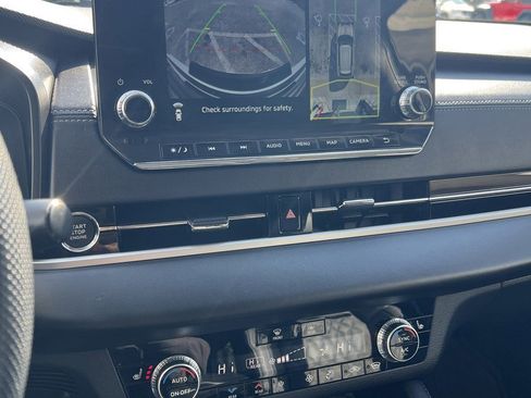 Used 2023 Mitsubishi Outlander SEL image 24