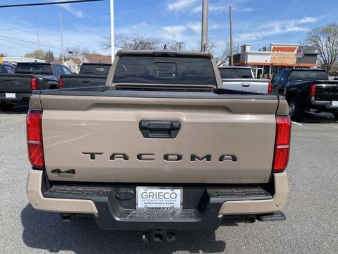 New 2026 Toyota Tacoma TRD Off-Road AWD/4WD image 4