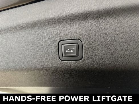 Certified 2024 Chevrolet Suburban RST w/ Luxury Package image 30