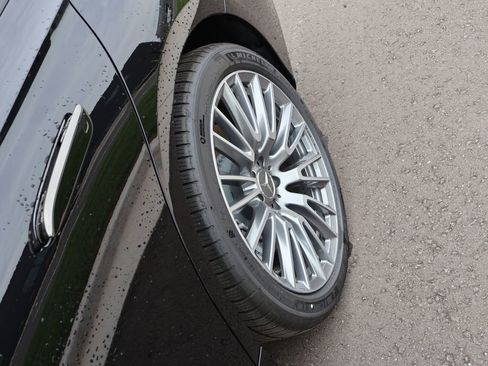 New 2026 Mercedes-Benz E 53 AMG e 4MATIC Sedan image 46