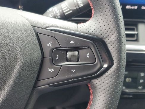 Certified 2025 Chevrolet Trax RS w/ Driver Confidence Package image 13