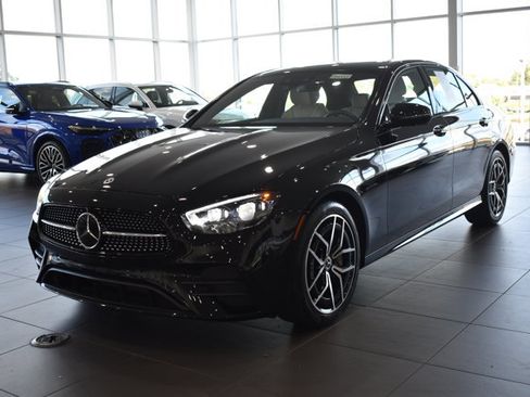 Used 2023 Mercedes-Benz E 350 4MATIC Sedan image 7