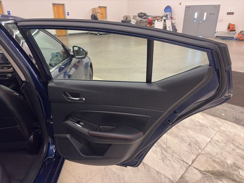 Used 2024 Nissan Altima 2.5 SR image 16