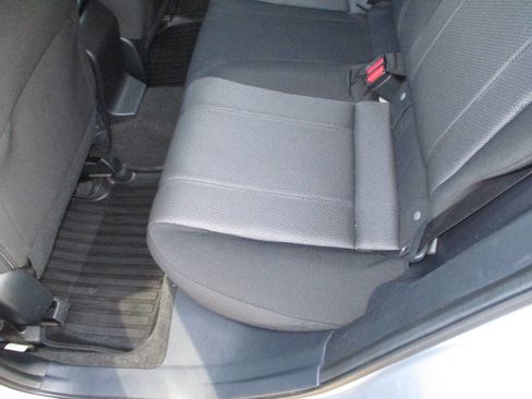 Used 2019 Subaru Impreza 2.0i image 6