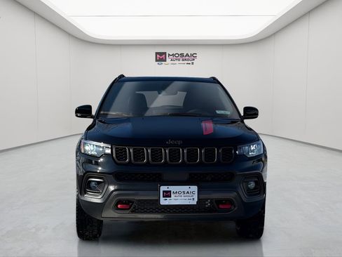 New 2026 Jeep Compass Trailhawk image 8