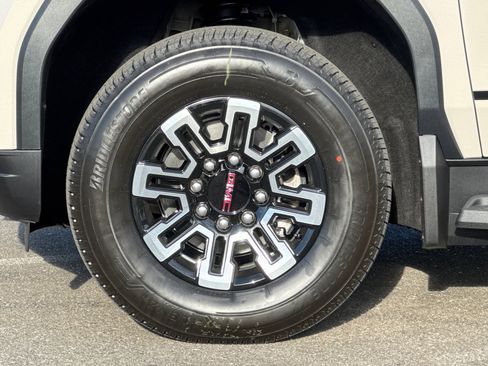 New 2026 GMC Sierra EV Elevation image 25