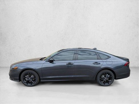 Used 2025 Honda Accord SE image 8