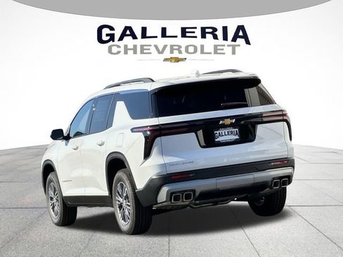 New 2026 Chevrolet Traverse LT image 5