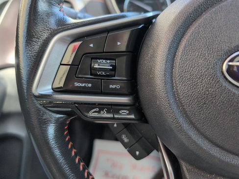Used 2020 Subaru Crosstrek 2.0i Limited w/ Moonroof Package AWD/4WD image 19