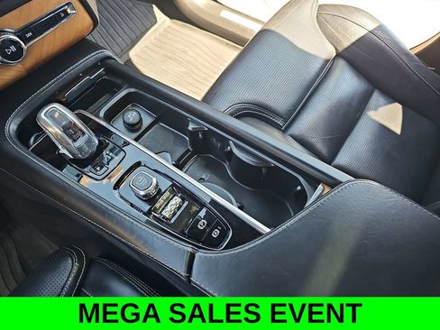 Used 2018 Volvo XC90 T8 Inscription w/ Convenience Package AWD/4WD image 26