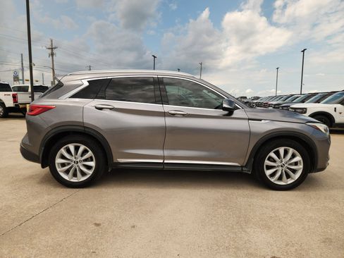 Used 2019 INFINITI QX50 Essential w/ Protection Package FWD image 7