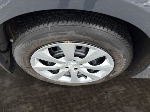 Used 2023 Toyota Corolla LE image 31