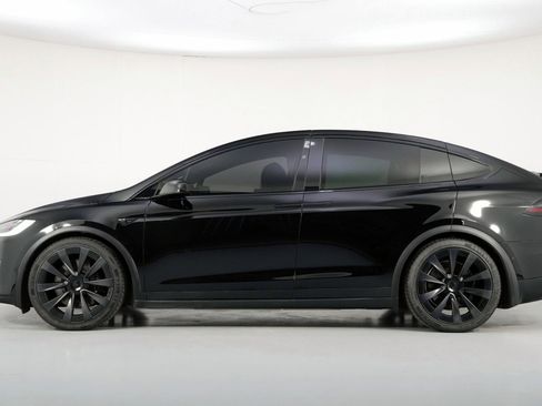 Used 2023 Tesla Model X image 9