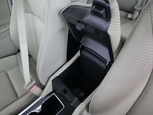Used 2014 Honda Accord LX image 33