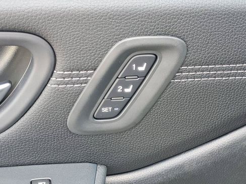 New 2026 Honda Pilot Touring image 10