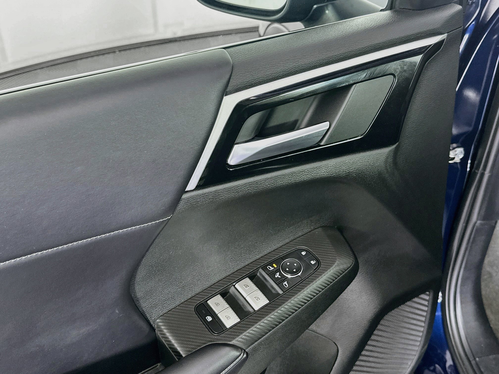 Used 2024 Mitsubishi Outlander SE AWD/4WD image 15