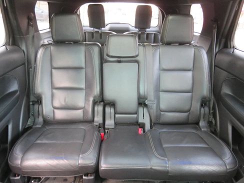 Used 2015 Ford Explorer Sport w/ Equipment Group 401A image 27