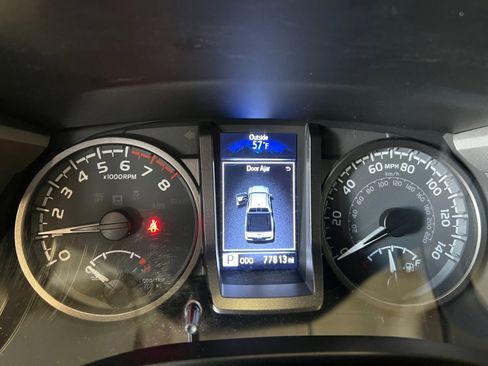 Used 2022 Toyota Tacoma 4x4 Double Cab image 14