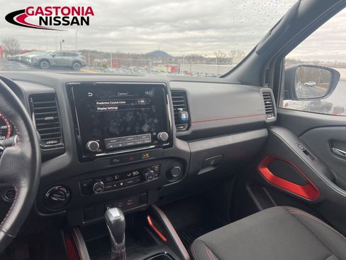 Used 2023 Nissan Frontier PRO-4X w/ Technology Package image 31