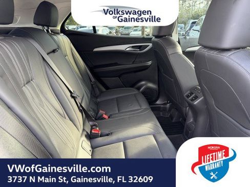 Used 2025 Buick Envision Avenir image 8