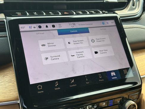 Used 2023 Jeep Grand Cherokee Summit image 42