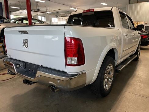 Used 2015 RAM 1500 Laramie w/ Convenience Group AWD/4WD image 6