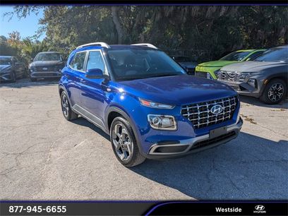 Used 2023 Hyundai Venue SEL w/ Cargo Package