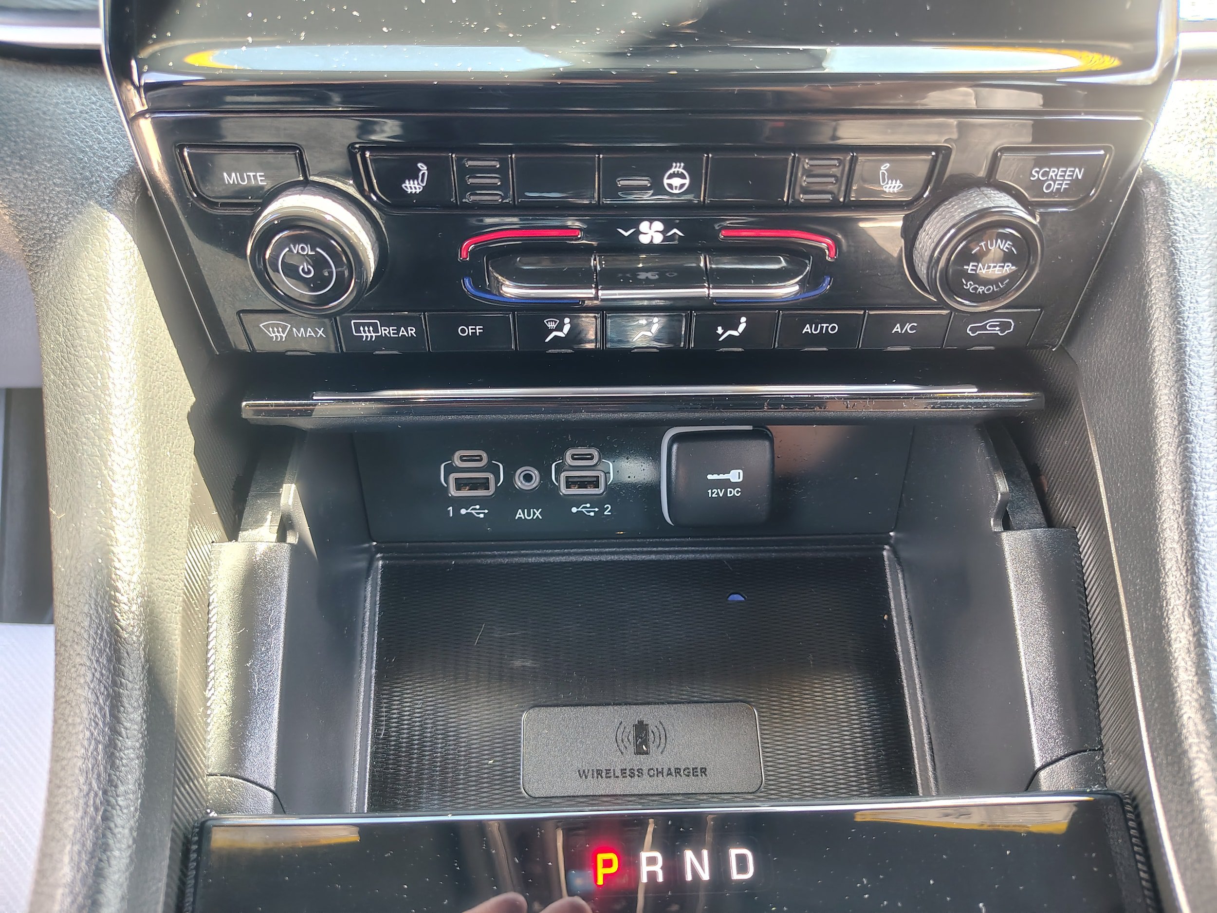 Certified 2025 Jeep Grand Cherokee Altitude AWD/4WD image 39