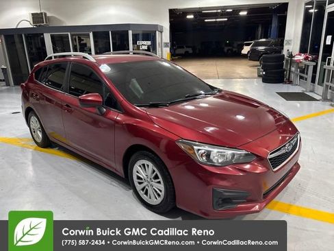 Used 2018 Subaru Impreza 2.0i Premium w/ Popular Package #2 AWD/4WD image 4