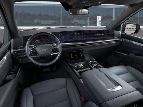 New 2025 Cadillac Escalade ESV Luxury w/ LPO, Floor Liner Package image 16