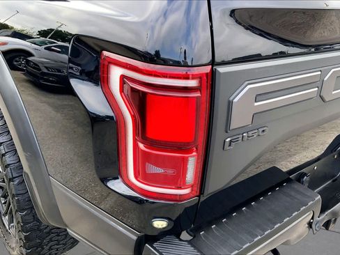 Used 2019 Ford F150 Raptor w/ Equipment Group 802A Luxury AWD/4WD image 26